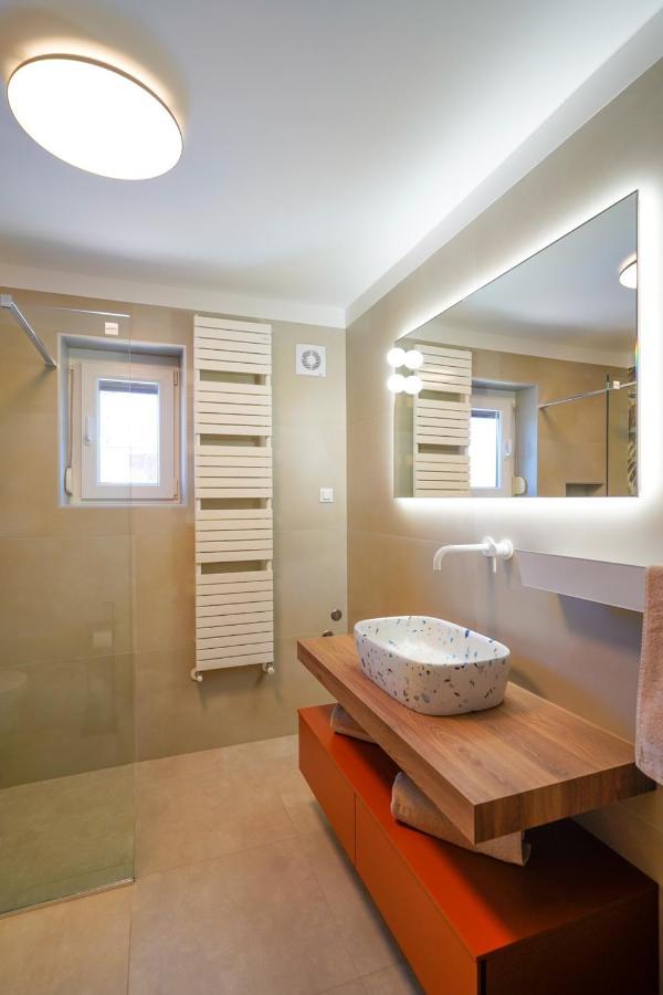 Apartments Palm View Ρόβινι Εξωτερικό φωτογραφία