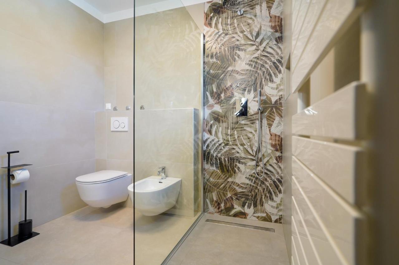 Apartments Palm View Ρόβινι Εξωτερικό φωτογραφία