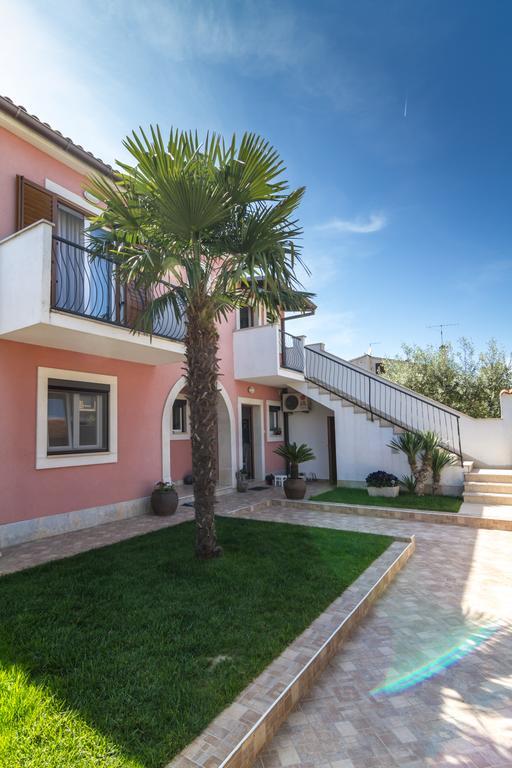 Apartments Palm View Ρόβινι Εξωτερικό φωτογραφία